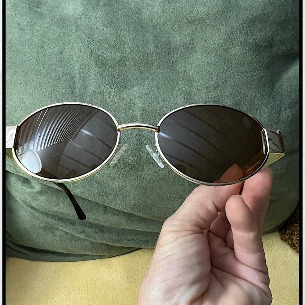 Retro Oval Shiny Gold Metal Brown Tinted Sunglasses NWT